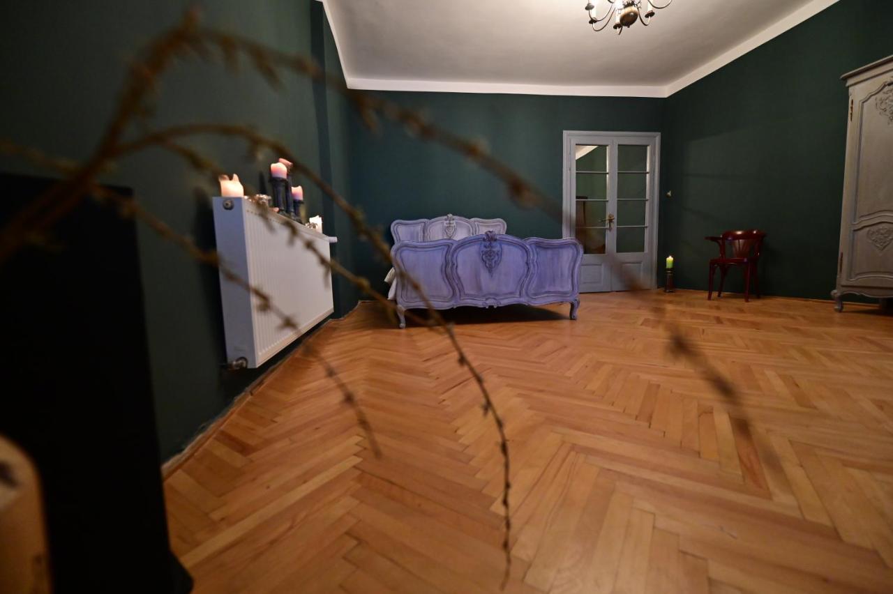 Lovely 2 Bedroom Apartment In Historic City Center سيبيو المظهر الخارجي الصورة